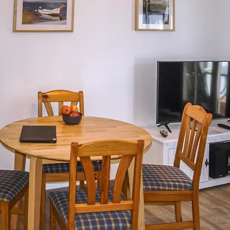 شقة 1 Bedroom Gorgeous In بريرو